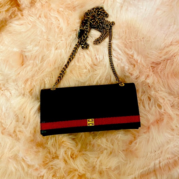 Givenchy long purse with snake skin application - Picture 1 of 14